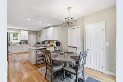 20 Burrill St, Saugus, MA 01906 - Photo 13