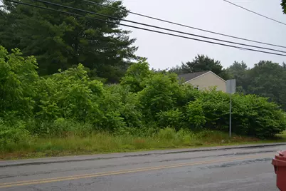 32 Quaboag St, Brookfield, MA 01506 - Photo 3