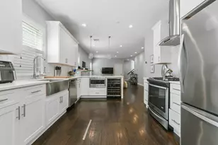 349 Meridian St, Boston, MA 02128 - Photo 3
