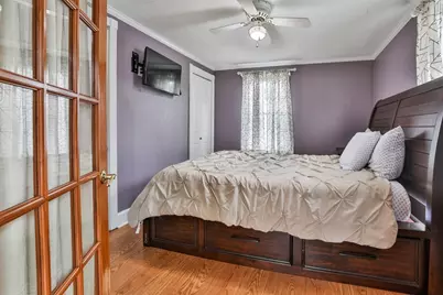 27 Magnolia St, Saugus, MA 01906 - Photo 21