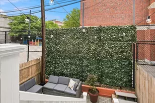 48 Chelsea St, Boston, MA 02128 - Photo 23
