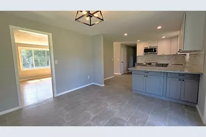 62 Millville Rd, Mendon, MA 01756 - Photo 9