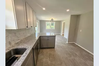 62 Millville Rd, Mendon, MA 01756 - Photo 5