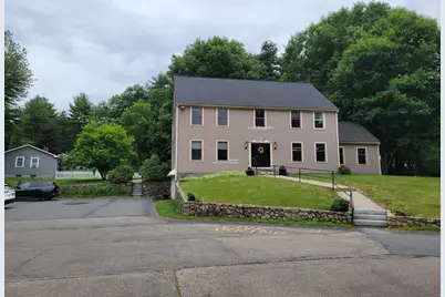 781 Main St #4, Northbridge, MA 01588 - Photo 1