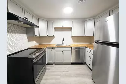70 Temple St #1, Springfield, MA 01105 - Photo 7