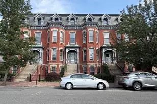 70 Temple St, Springfield, MA 01105 - Photo 1