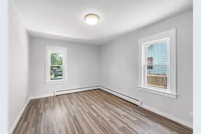 30 Dickinson Street, Chicopee, MA 01020 - Photo 13