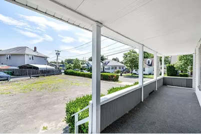 30 Dickinson Street, Chicopee, MA 01020 - Photo 15
