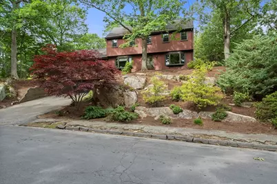 37 Michele Ln, Braintree, MA 02184 - Photo 3