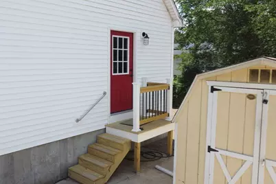 31 Crawford Cir, Springfield, MA 01108 - Photo 35