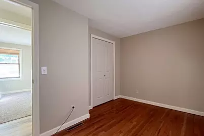 31 Crawford Cir, Springfield, MA 01108 - Photo 17