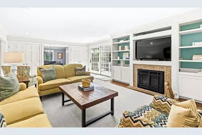 10 Colgate Rd, Wellesley, MA 02482 - Photo 9