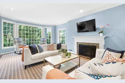 10 Colgate Rd, Wellesley, MA 02482 - Photo 3