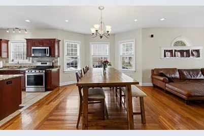 65 Fern St, New Bedford, MA 02744 - Photo 9