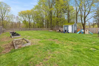 229 Highland St, Hamilton, MA 01982 - Photo 25