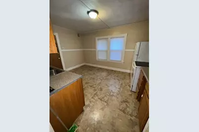 30-32 Colchester St, Springfield, MA 01109 - Photo 9