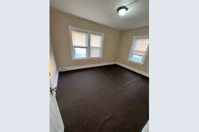 30-32 Colchester St, Springfield, MA 01109 - Photo 7