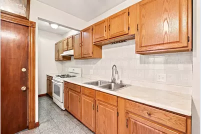 5 Rowell St, Boston, MA 02125 - Photo 5