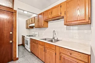 5 Rowell St, Boston, MA 02125 - Photo 5