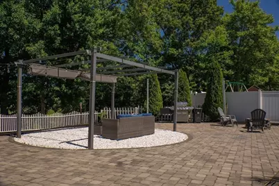 57 Shirley Rd, Shrewsbury, MA 01545 - Photo 9