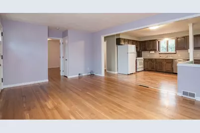 248 Laconia Street, Springfield, MA 01129 - Photo 9