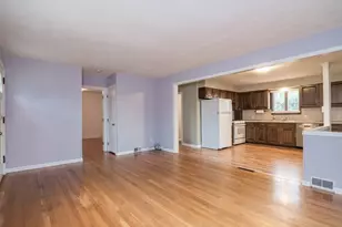 248 Laconia St, Springfield, MA 01129 - Photo 9