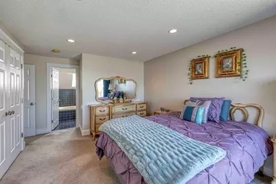 700 Shore Dr #3-306, Fall River, MA 02721 - Photo 23