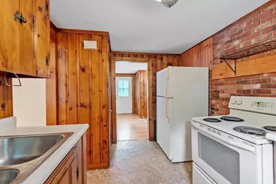 107 W Main St, Westminster, MA 01473 - Photo 9