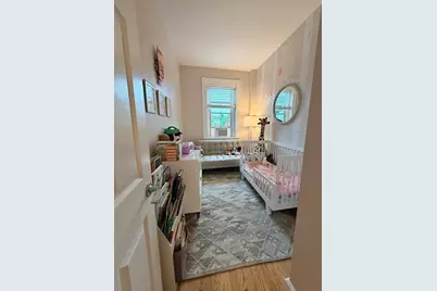 1083 Beacon St #3, Brookline, MA 02446 - Photo 13