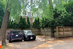 1083 Beacon St, Brookline, MA 02446 - Photo 17