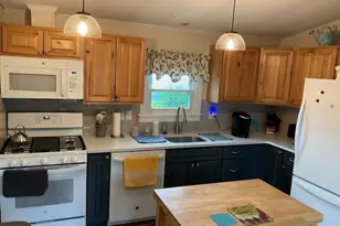 14 Narragansett Dr, Plymouth, MA 02360 - Photo 9