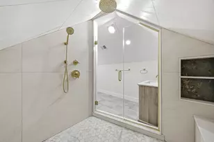 52-54 Rangeley Rd, Newton, MA 02465 - Photo 39