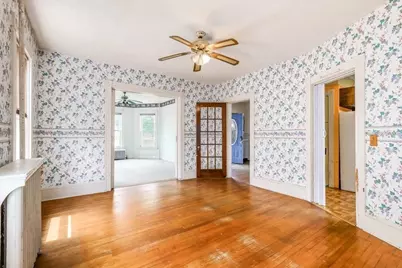 8 Boutelle St, Leominster, MA 01453 - Photo 9