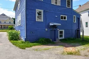 8 Boutelle St, Leominster, MA 01453 - Photo 21