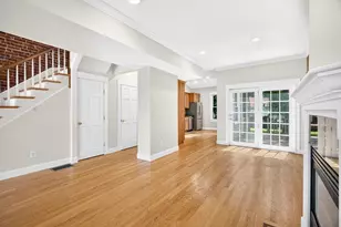 35 Lowell St, Somerville, MA 02143 - Photo 15