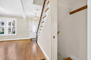35 Lowell St, Somerville, MA 02143 - Photo 21
