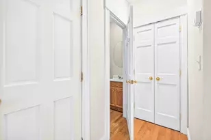 35 Lowell St, Somerville, MA 02143 - Photo 31