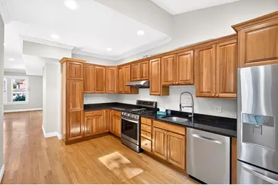 35 Lowell St #35, Somerville, MA 02143 - Photo 7