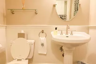 7 Daisley Pl, Framingham, MA 01702 - Photo 17