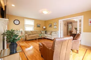 7 Daisley Pl, Framingham, MA 01702 - Photo 15