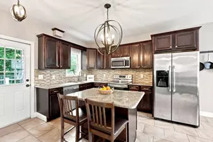 31 Charles, Weymouth, MA 02189 - Photo 3