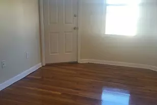 25 Fressenden, Boston, MA 02126 - Photo 5