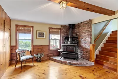 32 Osgood Rd, Sterling, MA 01564 - Photo 3