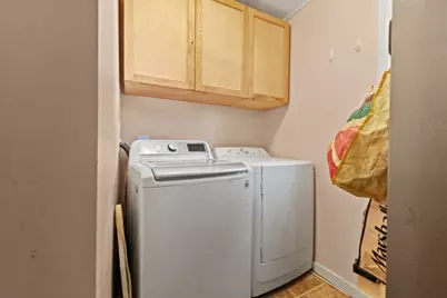 42 Vine Street, Leominster, MA 01453 - Photo 17