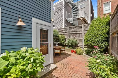 64 Pearl St #00, Boston, MA 02129 - Photo 25