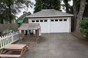 217 Pleasant St, Winthrop, MA 02152 - Photo 5