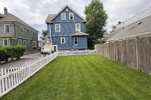 217 Pleasant St, Winthrop, MA 02152 - Photo 3