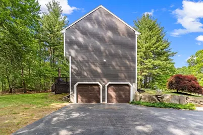 42 Brookside Dr, Uxbridge, MA 01569 - Photo 39