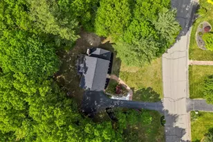 42 Brookside Dr, Uxbridge, MA 01569 - Photo 41
