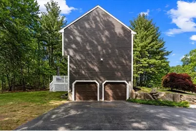 42 Brookside Dr, Uxbridge, MA 01569 - Photo 39